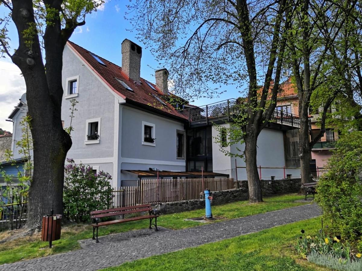 Barbakan Kremnica Bagian luar foto