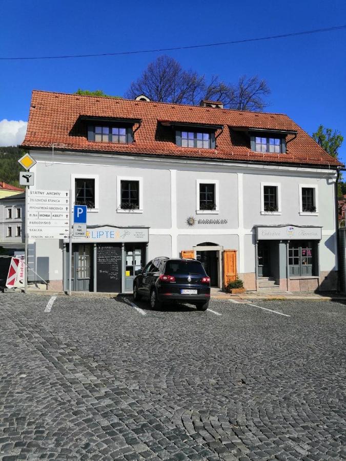 Barbakan Kremnica Bagian luar foto