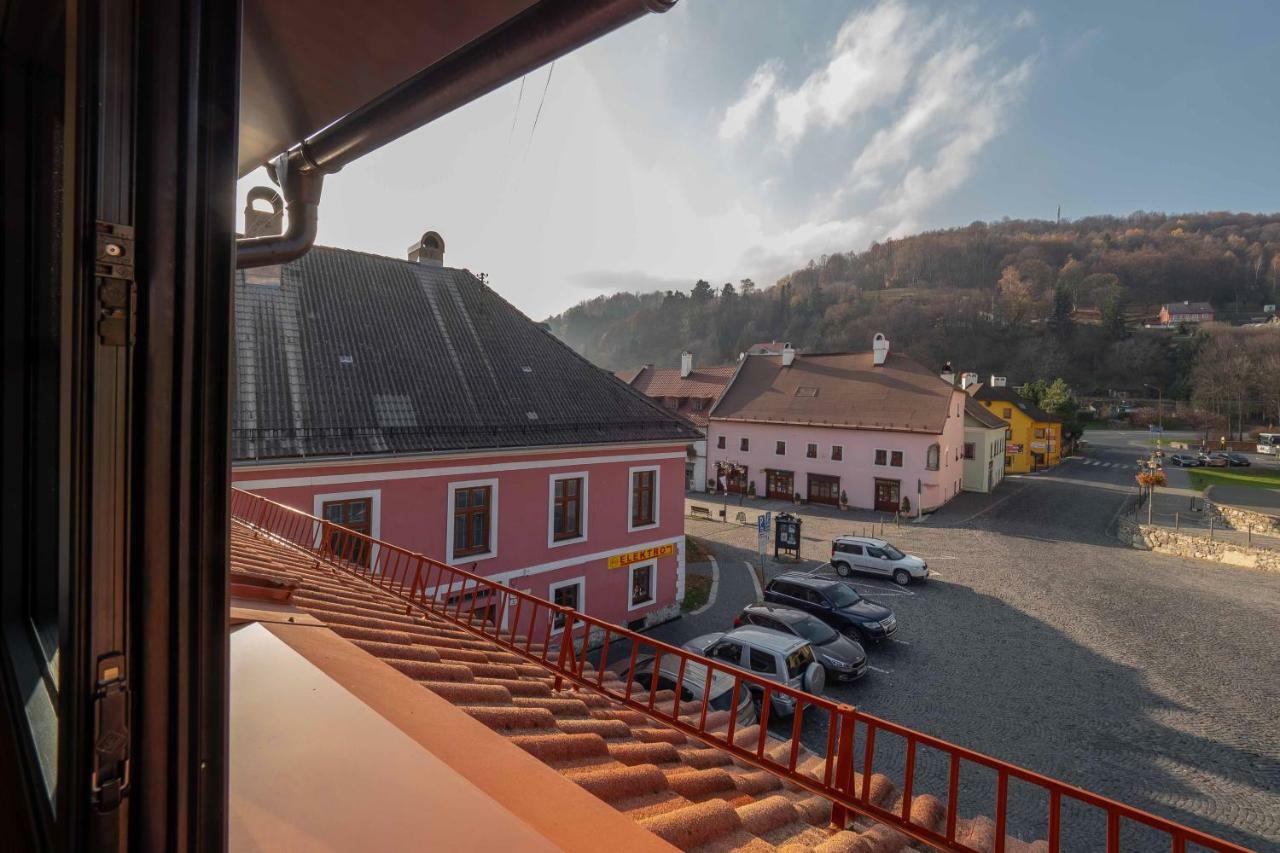 Barbakan Kremnica Bagian luar foto